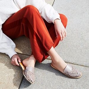 NWT Free People Hibiscus Flats
